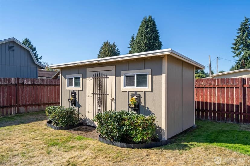 Property photo for 505 N 11th Street, Elma photo 30