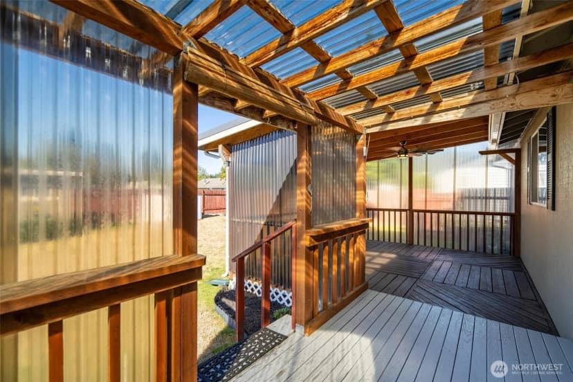 Property photo for 505 N 11th Street, Elma photo 18