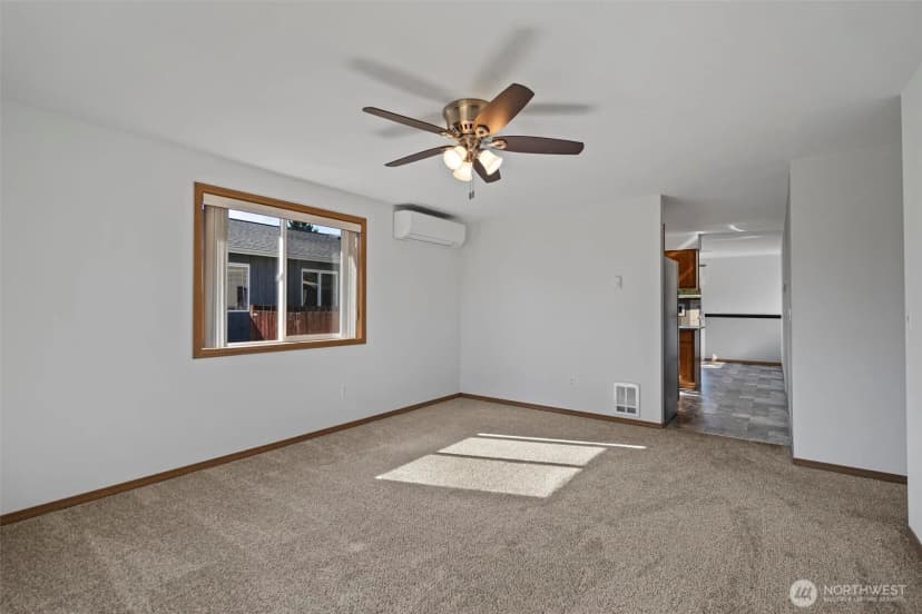 Property photo for 505 N 11th Street, Elma photo 10