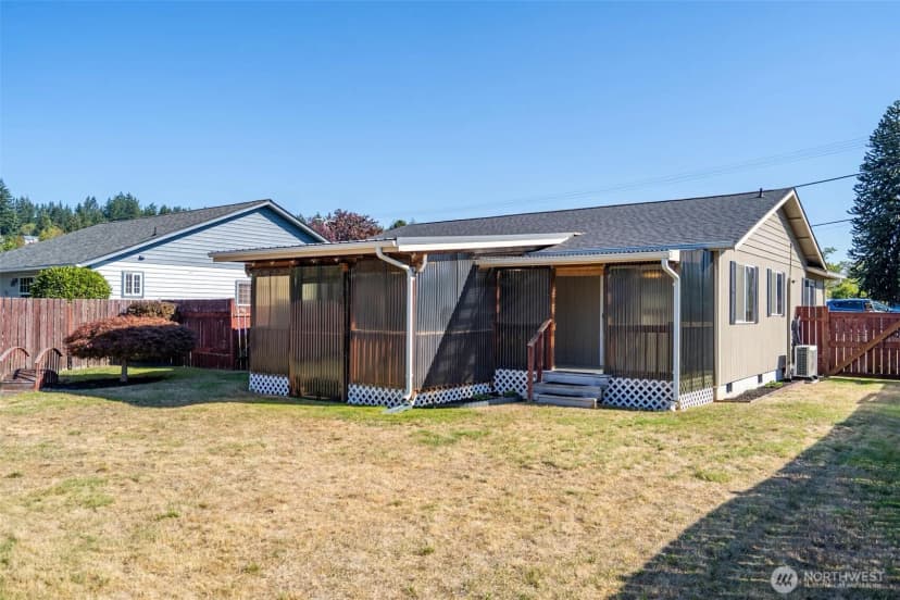 Property photo for 505 N 11th Street, Elma photo 27