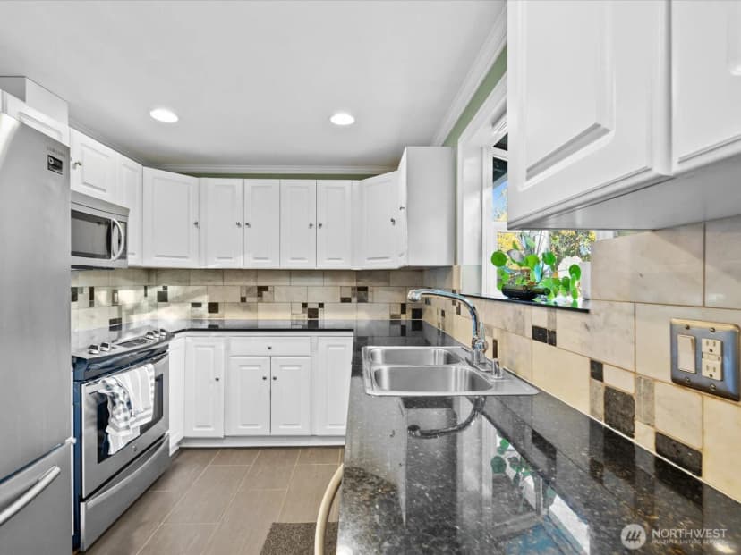 Property photo for 31510 44th Avenue S, Auburn photo 11