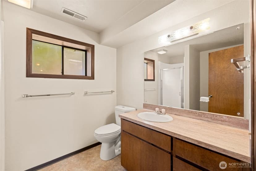 Property photo for 1426 W 4th Street, Port Angeles photo 34