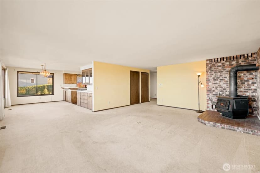 Property photo for 1426 W 4th Street, Port Angeles photo 28