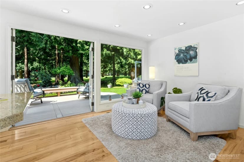 Property photo for 21010 Ne 33rd Place, Sammamish photo 10