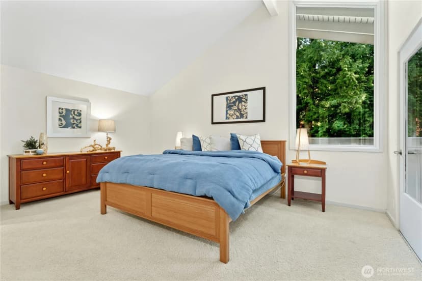 Property photo for 21010 Ne 33rd Place, Sammamish photo 14