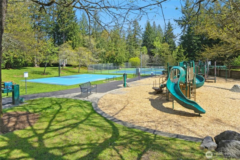 Property photo for 21010 Ne 33rd Place, Sammamish photo 33