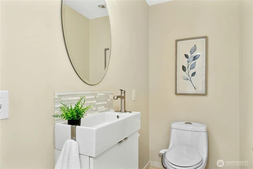 Property photo for 21010 Ne 33rd Place, Sammamish photo 12