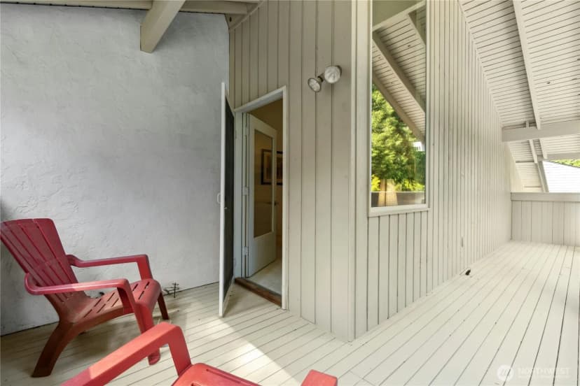 Property photo for 21010 Ne 33rd Place, Sammamish photo 15