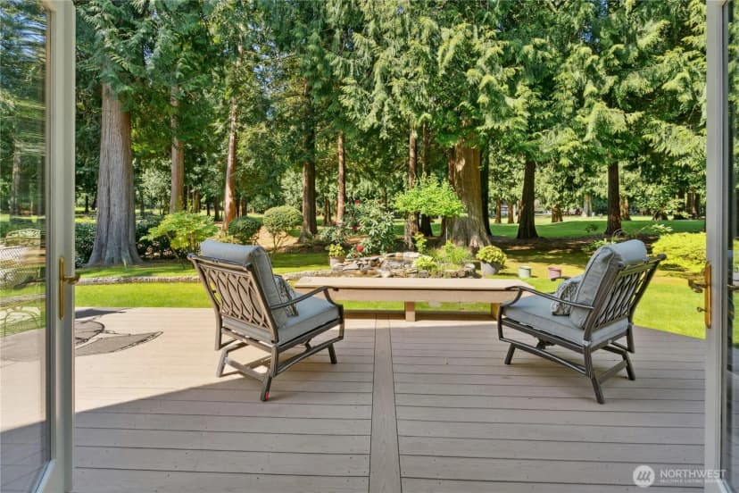 Property photo for 21010 Ne 33rd Place, Sammamish photo 24