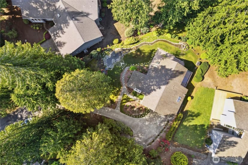 Property photo for 21010 Ne 33rd Place, Sammamish photo 30