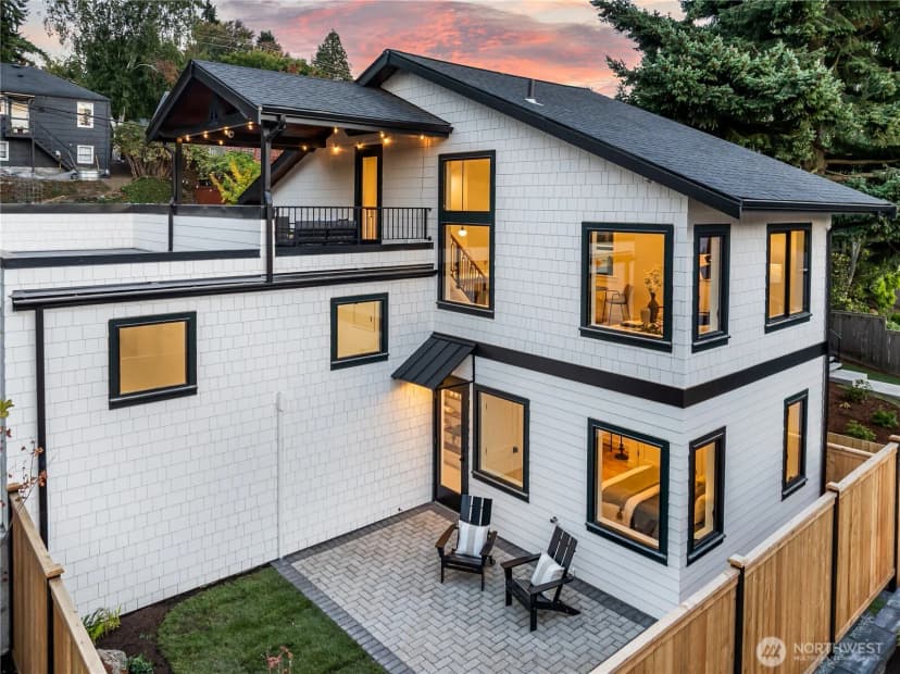 Property photo for 3644 33rd Avenue W, Seattle