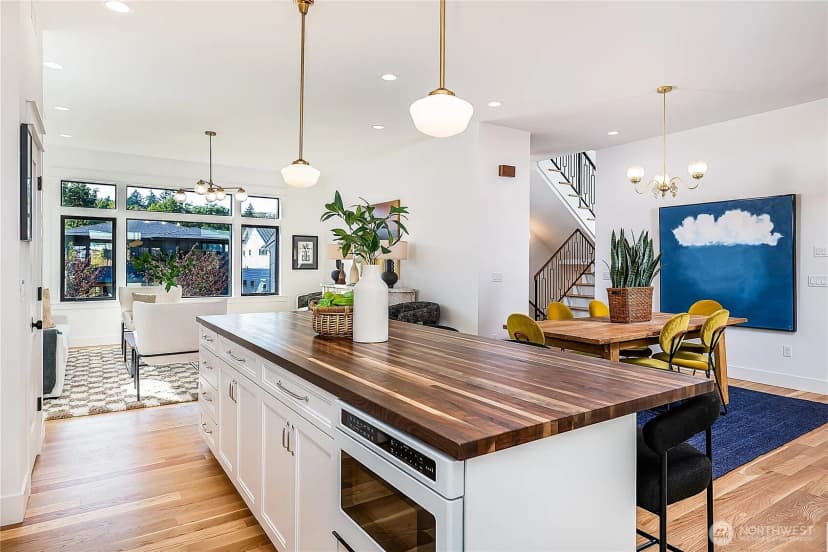 Property photo for 3642 33rd Avenue W, Seattle photo 10