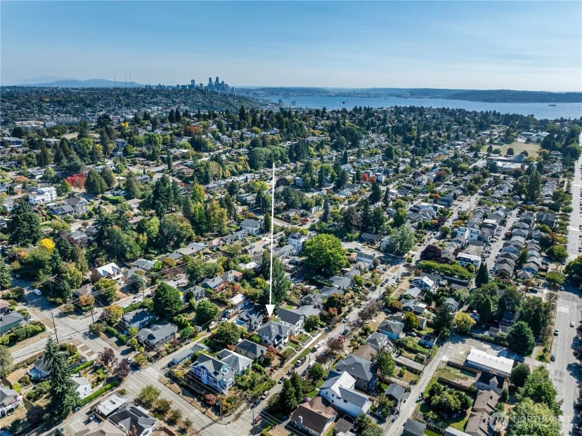 Property photo for 3642 33rd Avenue W, Seattle photo 40