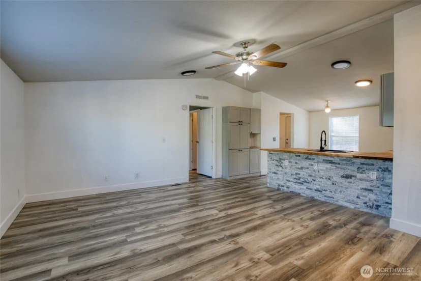 Property photo for 115 E Mohler, Aberdeen photo 3