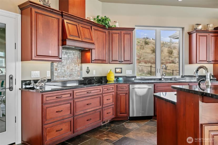 Property photo for 7506 Plateau Place, Yakima photo 13