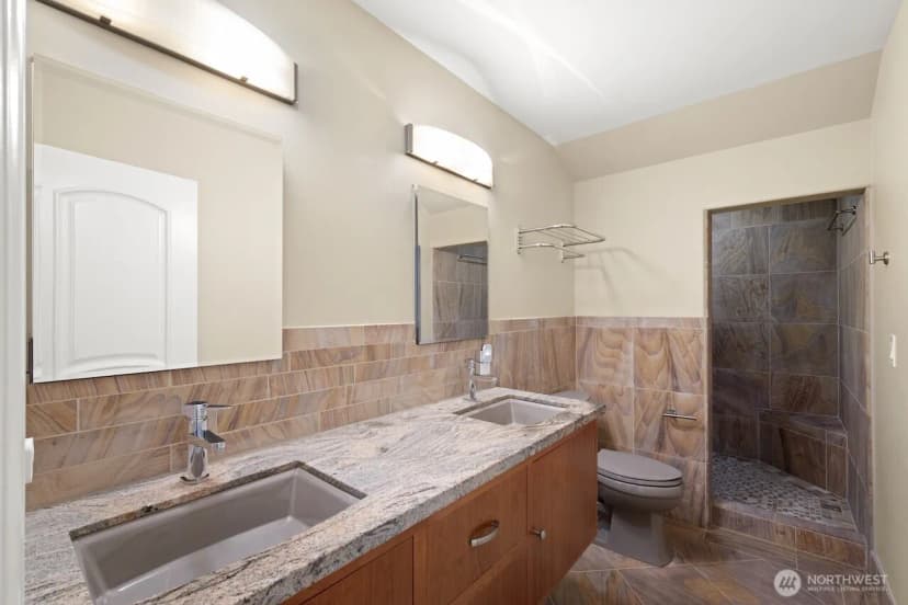 Property photo for 424 Island Green Way, Lynden photo 21
