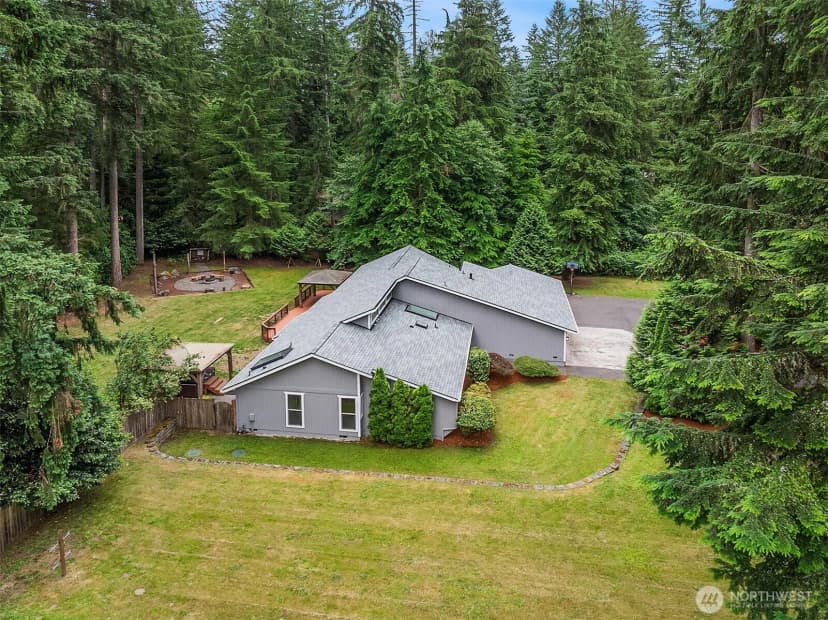Property photo for 4218 229th Avenue Ne, Redmond photo 21