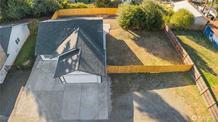 Property photo for 13027 23rd Avenue S, Sea Tac photo 37