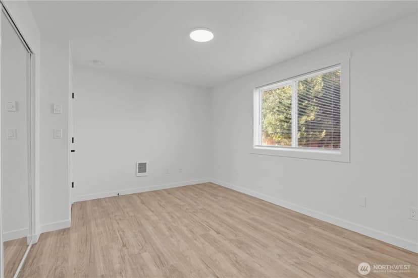 Property photo for 13027 23rd Avenue S, Sea Tac photo 14