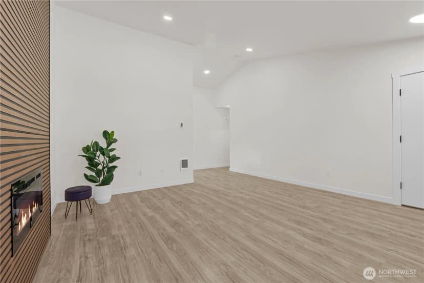 Property photo for 13027 23rd Avenue S, Sea Tac photo 7