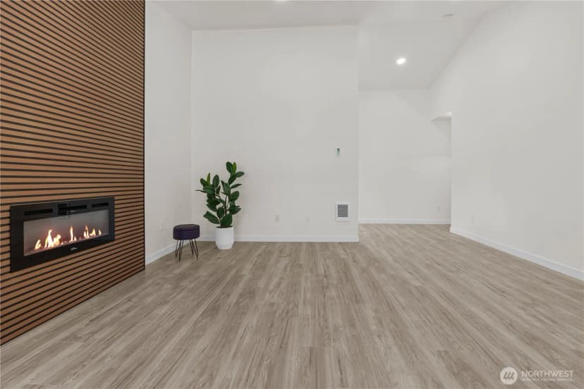 Property photo for 13027 23rd Avenue S, Sea Tac photo 9