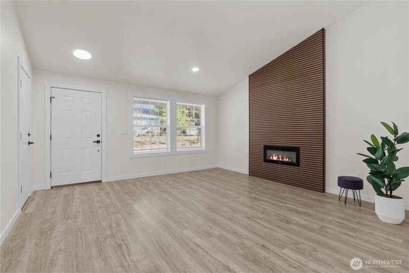 Property photo for 13027 23rd Avenue S, Sea Tac photo 6
