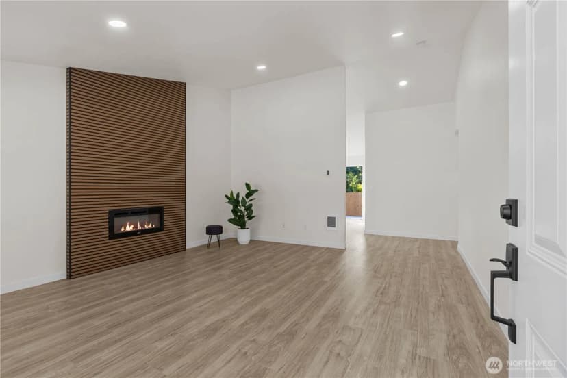 Property photo for 13027 23rd Avenue S, Sea Tac photo 5