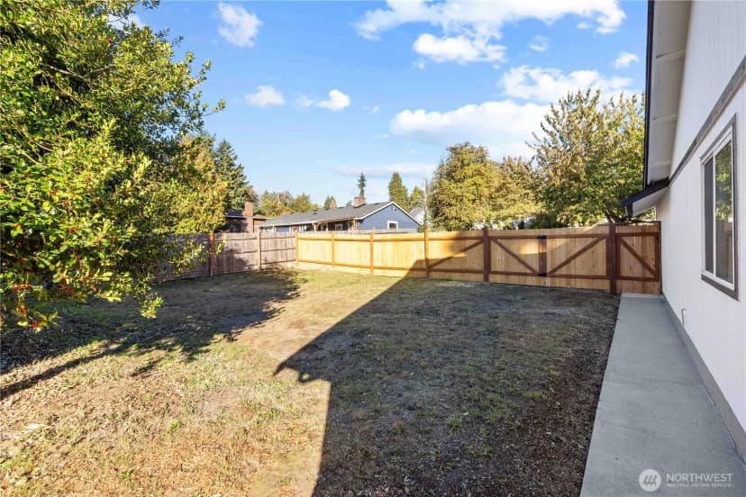 Property photo for 13027 23rd Avenue S, Sea Tac photo 25