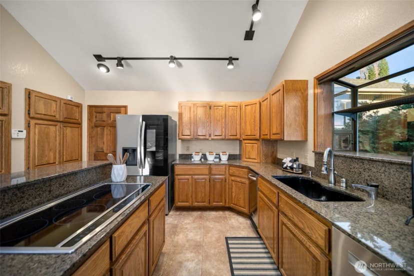 Property photo for 606 Ski View Drive, East Wenatchee photo 14