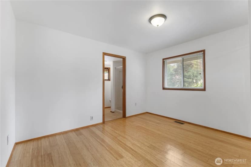 Property photo for 31913 112th Avenue Se, Auburn photo 18