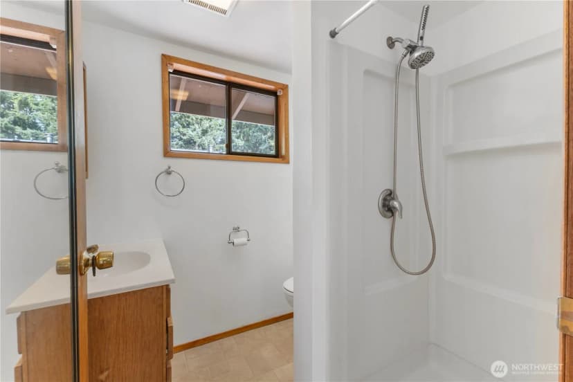 Property photo for 31913 112th Avenue Se, Auburn photo 16