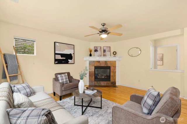 Property photo for 9006 Venn Avenue Se, Snoqualmie photo 5
