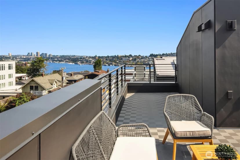 Property photo for 2009 Dexter Avenue N #b, Seattle photo 32