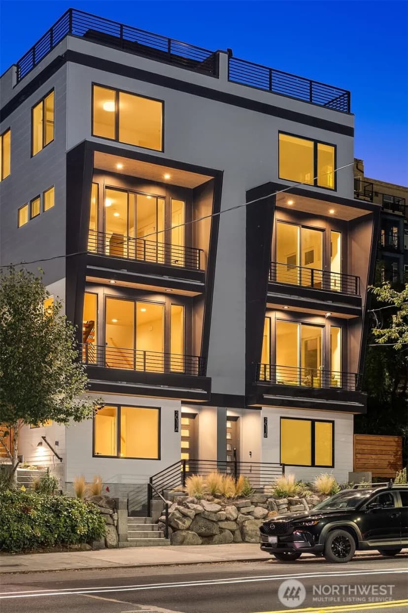 Property photo for 2009 Dexter Avenue N #b, Seattle