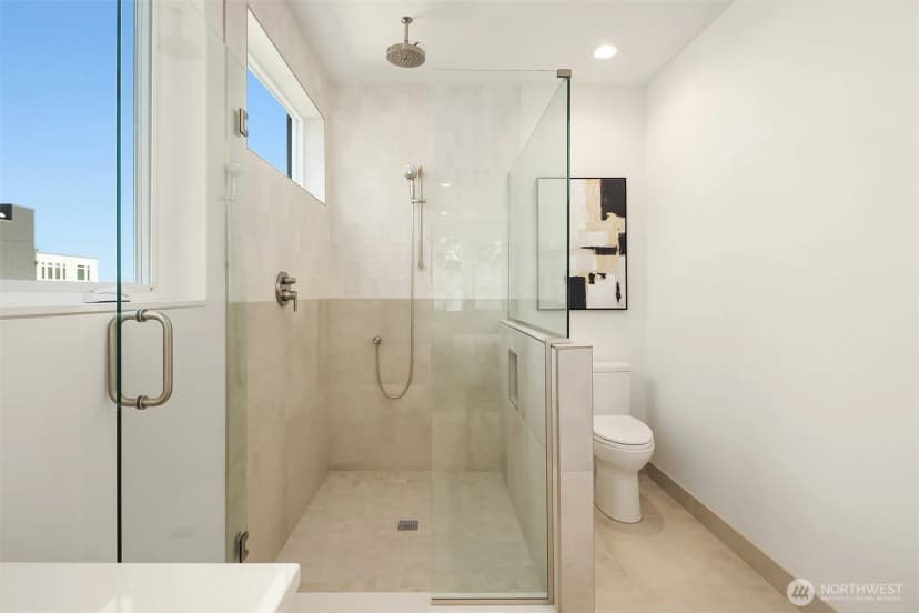 Property photo for 2009 Dexter Avenue N #b, Seattle photo 18