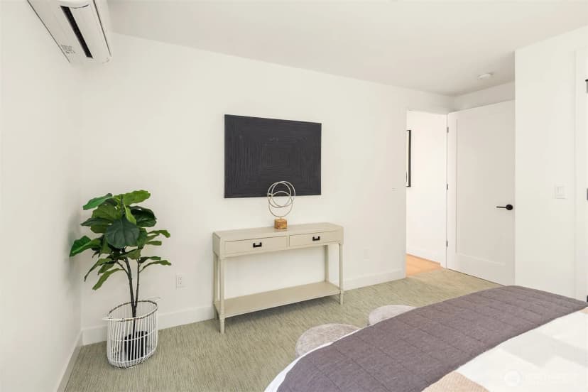Property photo for 2009 Dexter Avenue N #b, Seattle photo 22