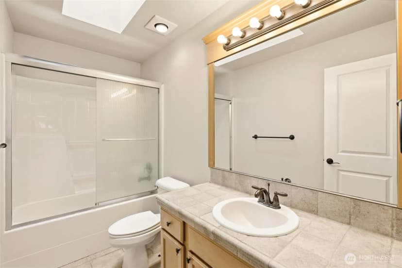 Property photo for 2504 Sw 201st Place Sw, Lynnwood photo 25