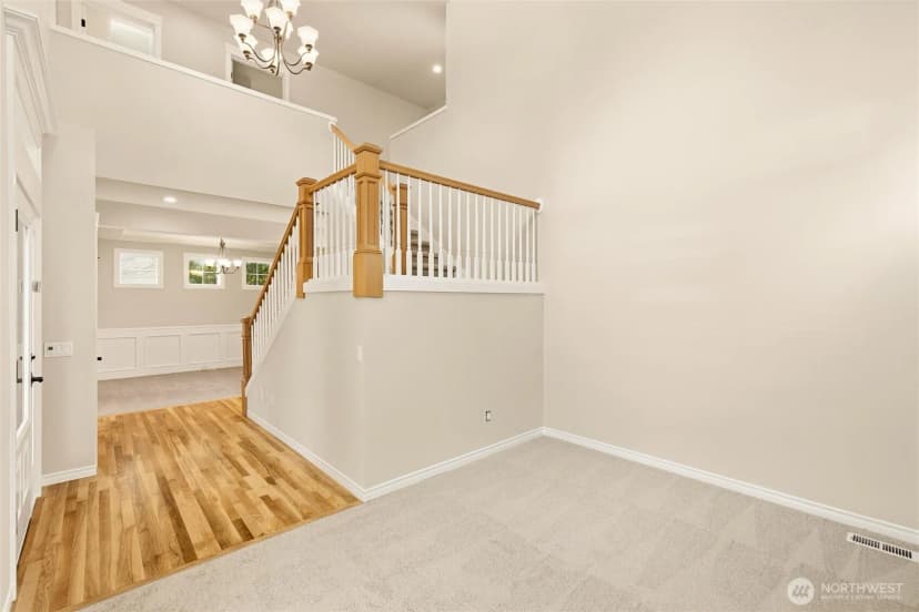 Property photo for 2504 Sw 201st Place Sw, Lynnwood photo 4
