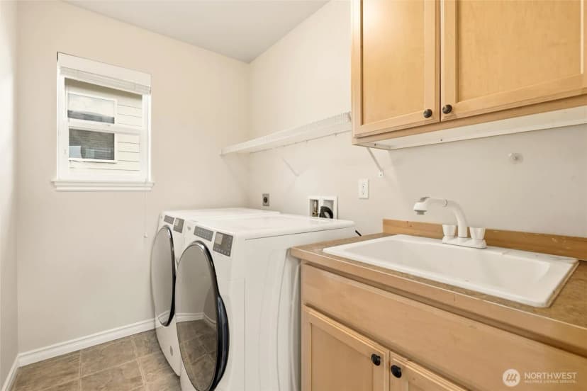 Property photo for 2504 Sw 201st Place Sw, Lynnwood photo 22