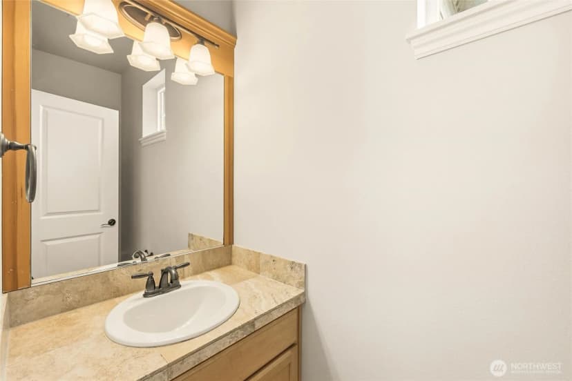 Property photo for 2504 Sw 201st Place Sw, Lynnwood photo 28