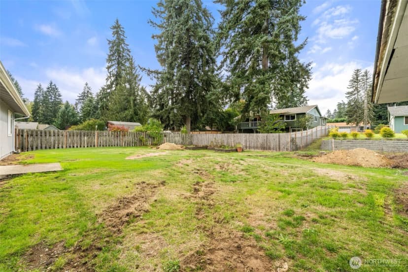 Property photo for 14710 117th Avenue Ct E, Puyallup photo 16
