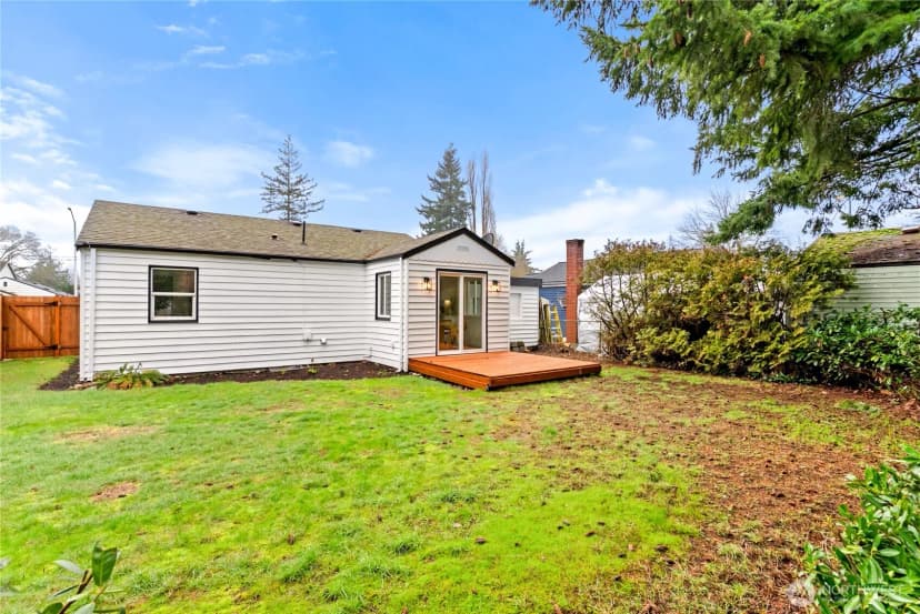 Property photo for 1105 115th Street S, Tacoma photo 30