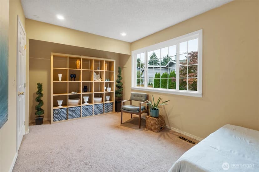 Property photo for 21334 125th Street Se, Kent photo 13