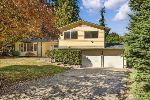Property photo for 19541 129th Court Ne, Bothell