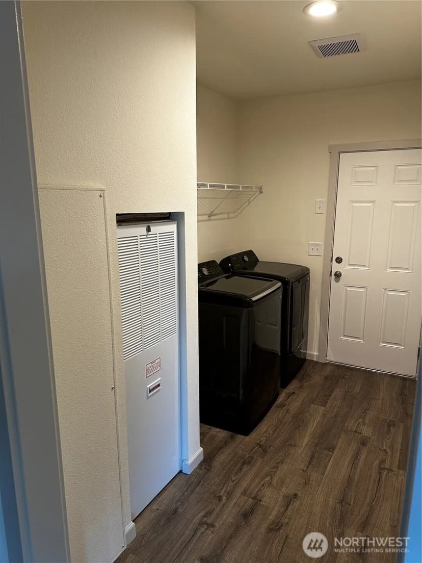 Property photo for 10302 Lakeview Avenue Sw #26, Lakewood photo 6