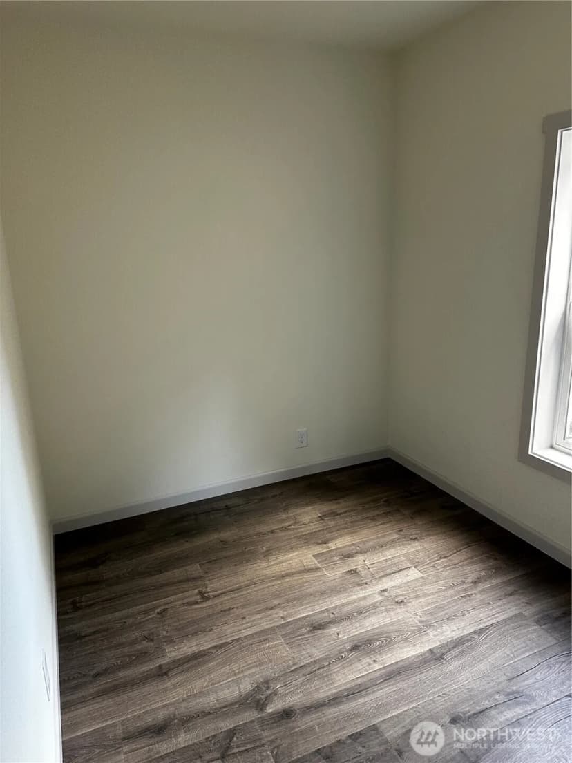 Property photo for 10302 Lakeview Avenue Sw #26, Lakewood photo 11