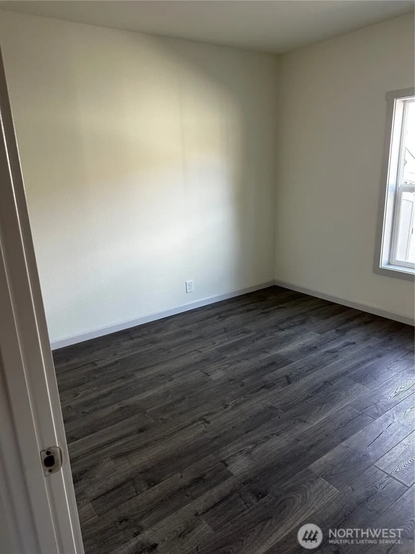 Property photo for 10302 Lakeview Avenue Sw #26, Lakewood photo 10