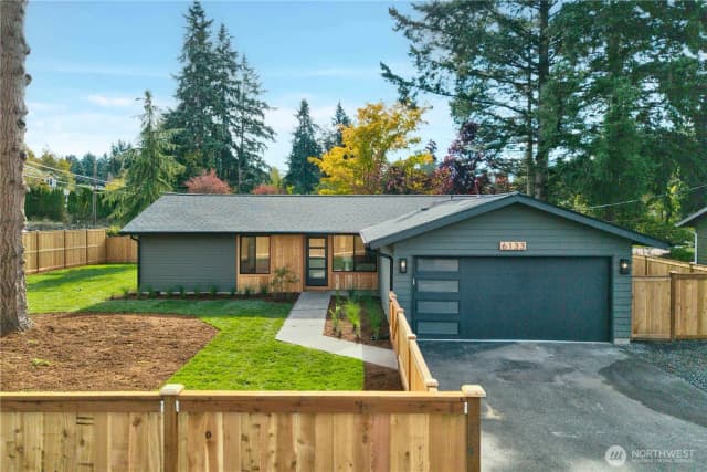 Property photo for 6133 Ne 200th Street, Kenmore