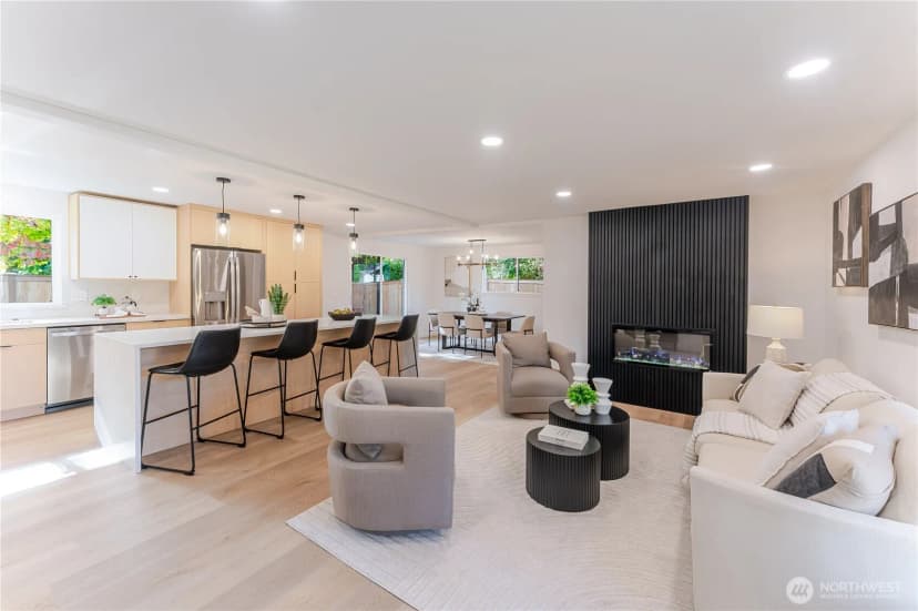 Property photo for 6133 Ne 200th Street, Kenmore photo 5