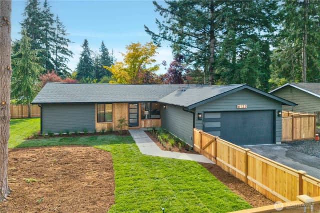 Property photo for 6133 Ne 200th Street, Kenmore photo 2